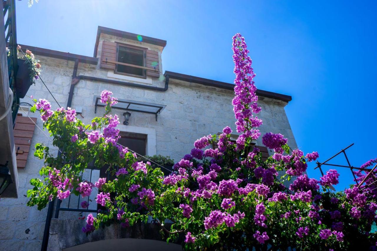 Villa Stone House Marino Traù Esterno foto