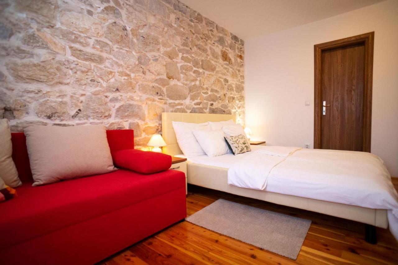 Villa Stone House Marino Traù Esterno foto